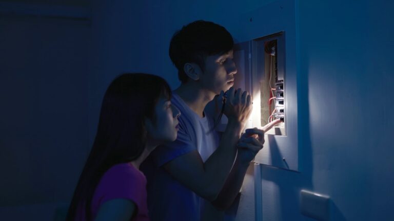 representing OG&E outage preparation tips for homeowners